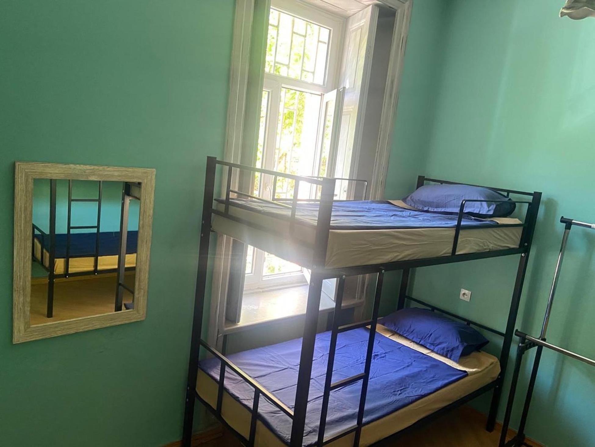 J Square Hostel Tbilisi Zewnętrze zdjęcie