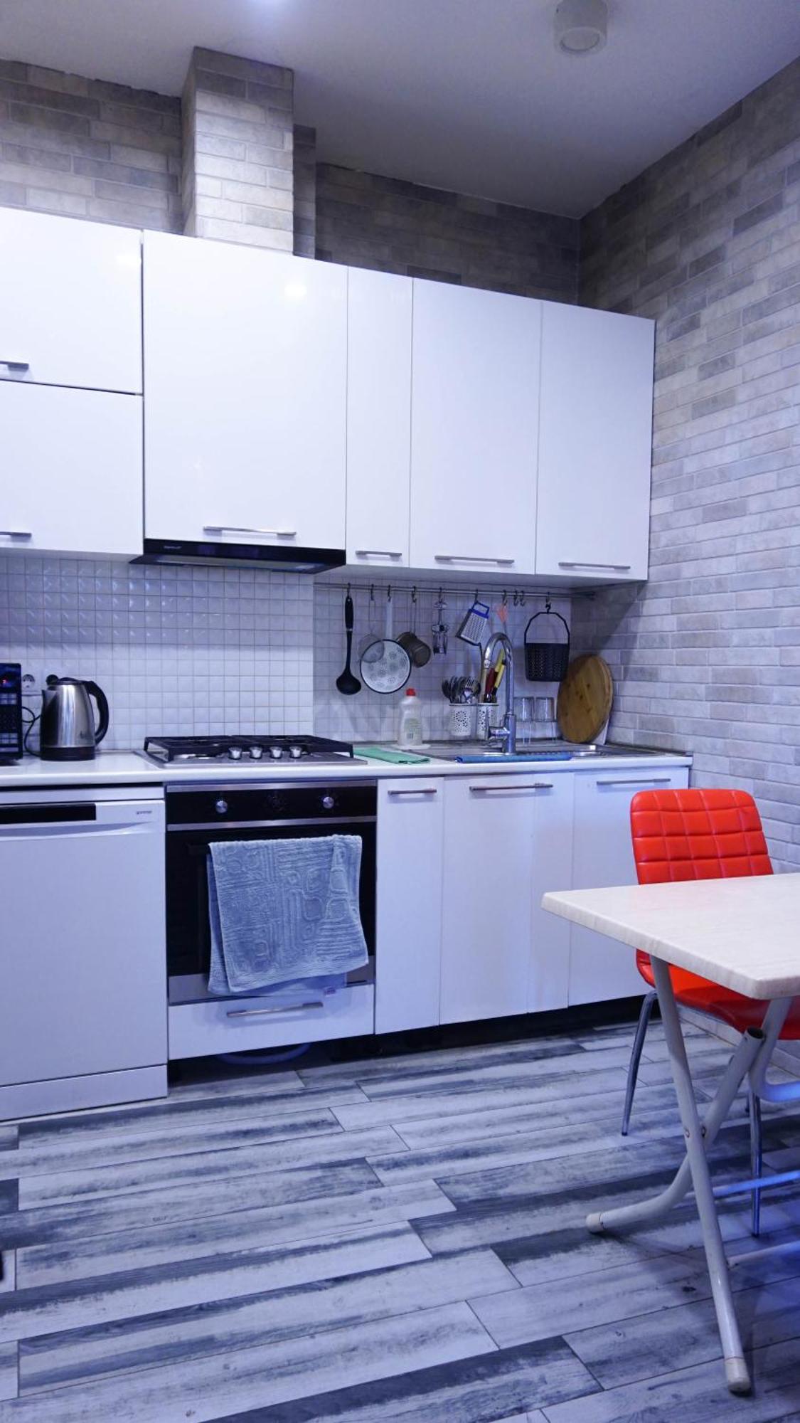 J Square Hostel Tbilisi Zewnętrze zdjęcie